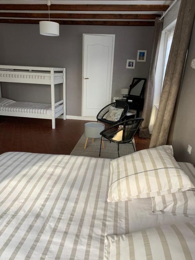 Ker-Loen Bed & Breakfast Val-Couesnon ภายนอก รูปภาพ