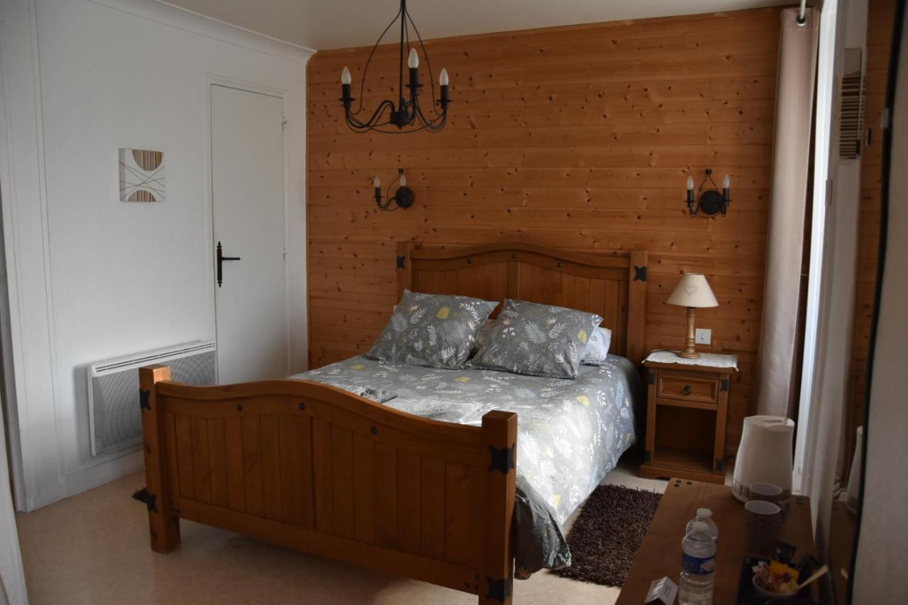 Ker-Loen Bed & Breakfast Val-Couesnon ภายนอก รูปภาพ